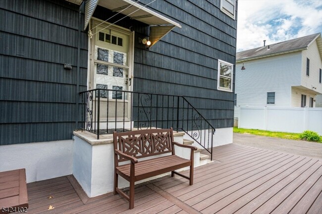 Photo - 52 Johnson Ave