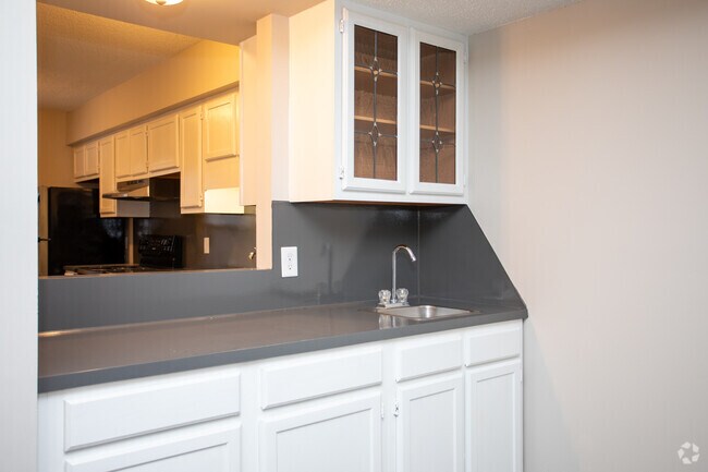 2BR,2.5BA - Apartments on 20th