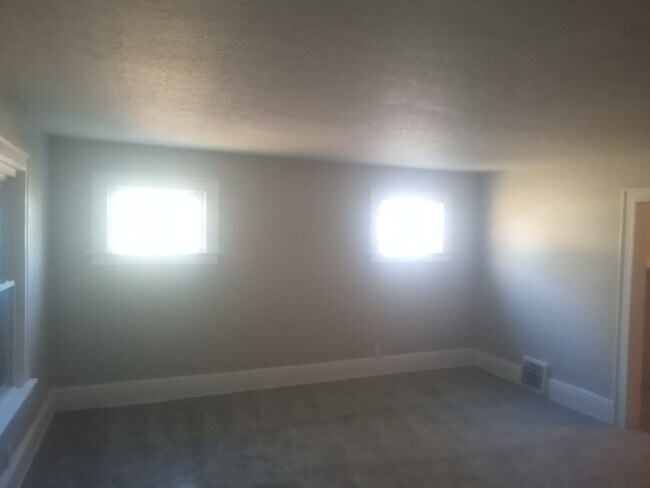 Photo - 535 Van Everett Ave