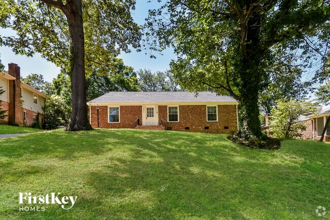 Building Photo - 2314 Killarney Dr Rental