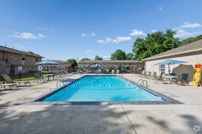 Piscina - Pine Glen