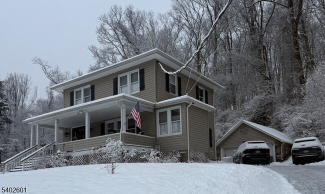 Building Photo - 21 Everdale Rd