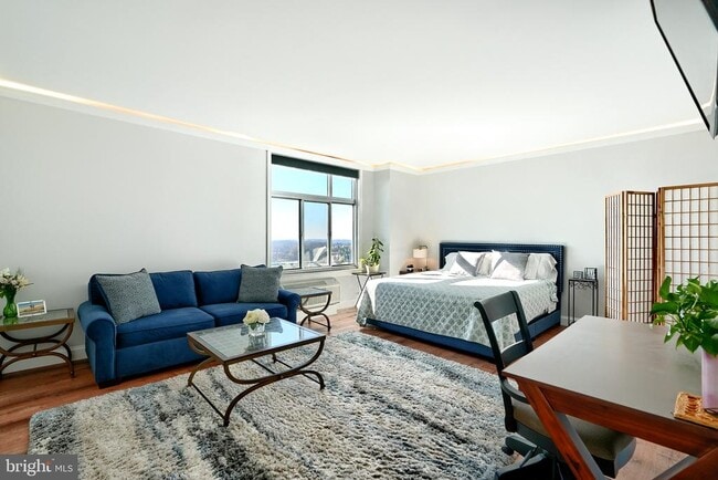 Building Photo - 28 Allegheny Ave Unit 2205