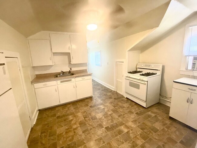 Photo - 2412 S 17th St Unidad 2