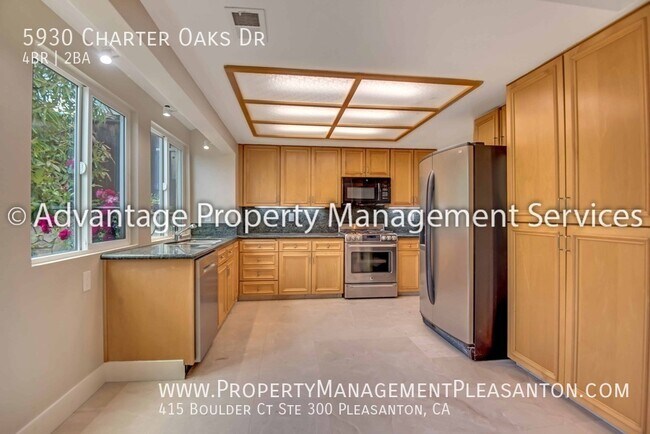 Photo - 5930 Charter Oaks Dr