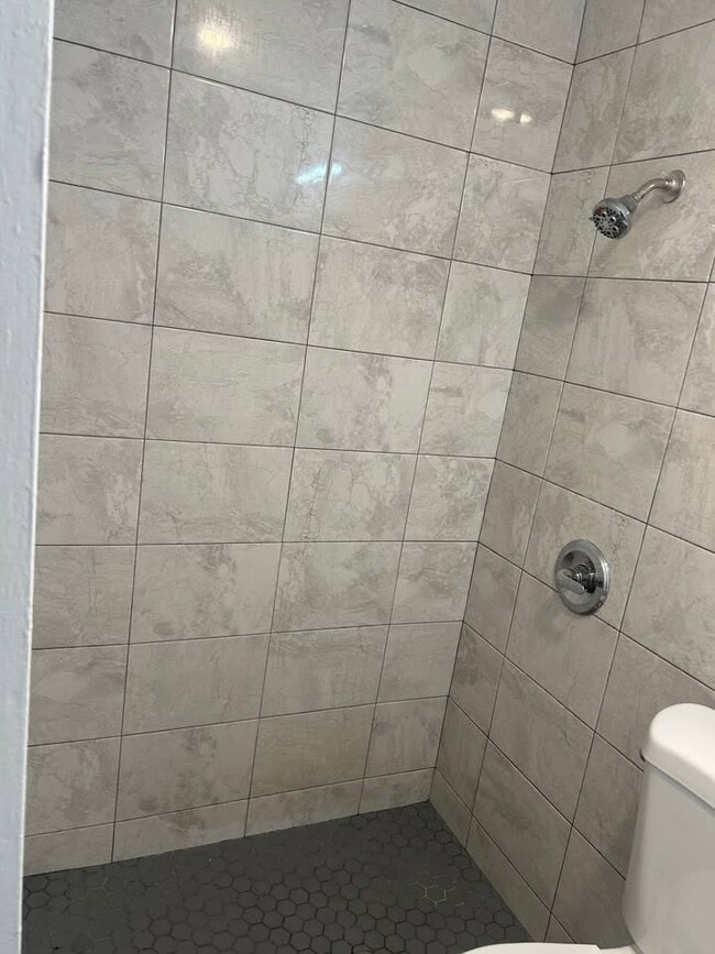 Photo - 210 W 53rd Ter