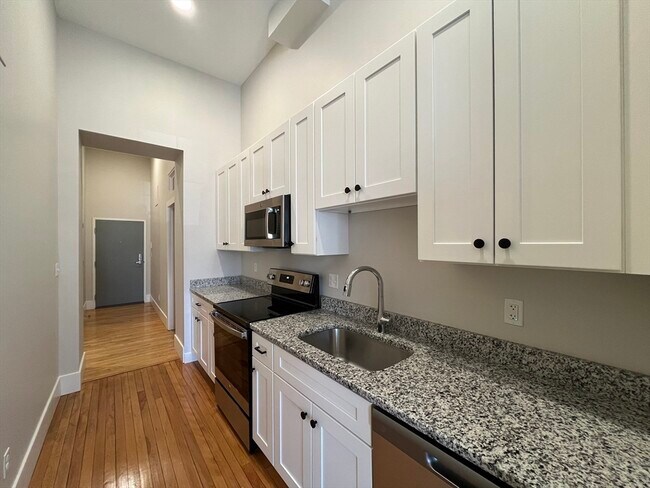 Photo - 34 St Joseph St Unit 9