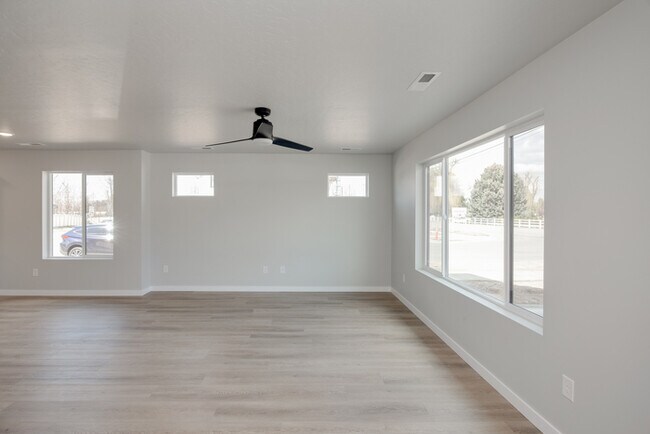Photo - Brand New Townhome!