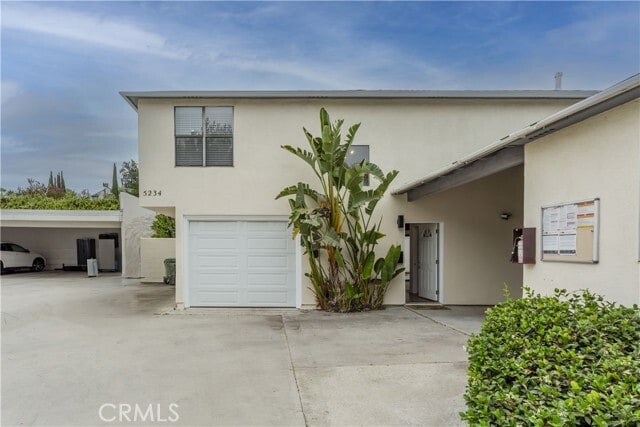 Building Photo - 5232 Topanga Canyon Blvd Rental