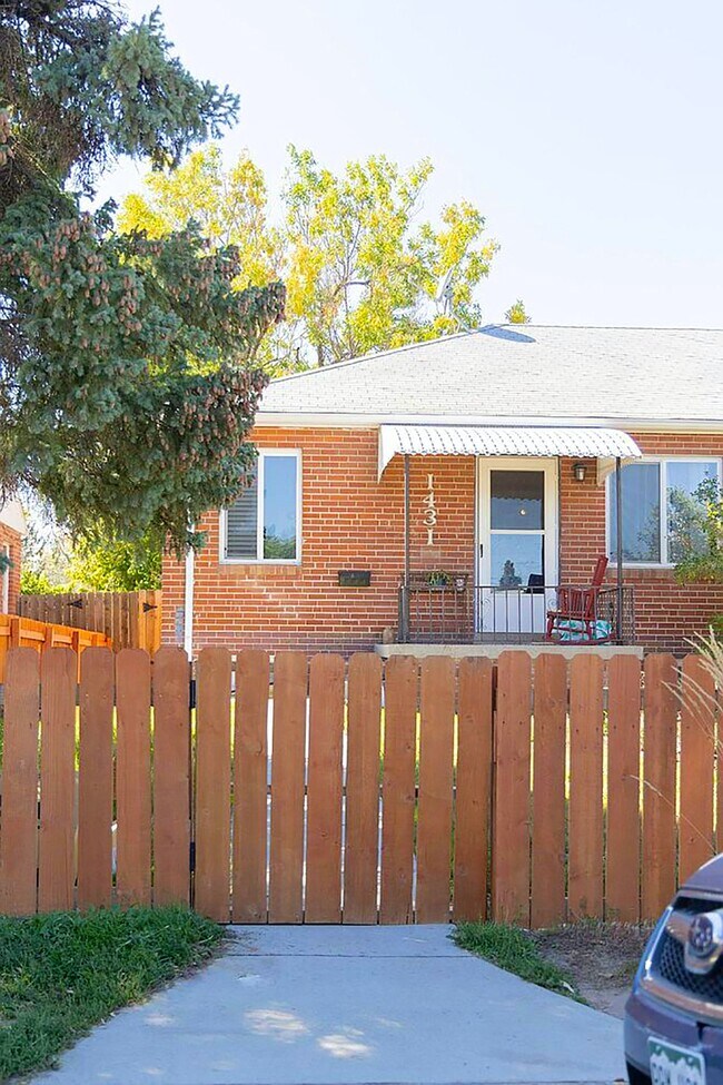 Photo - 1431 Spruce St