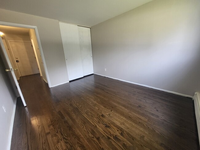 Photo - 205 Marian Pkwy Unit 1C