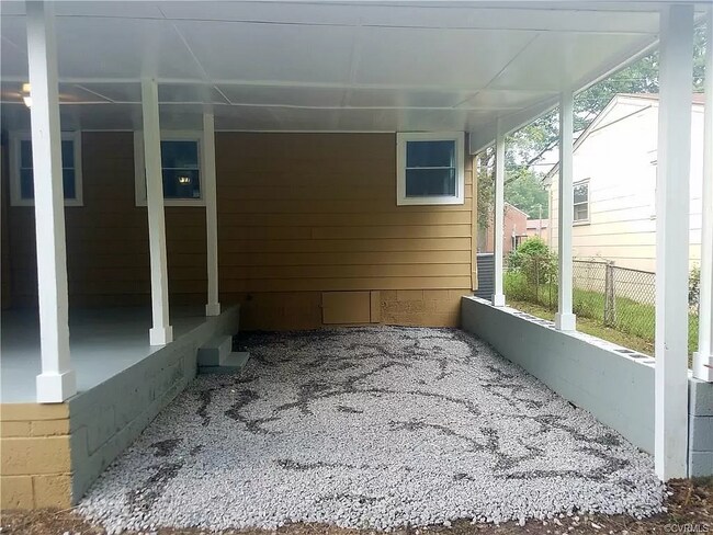 Photo - 2501 Whitcomb St