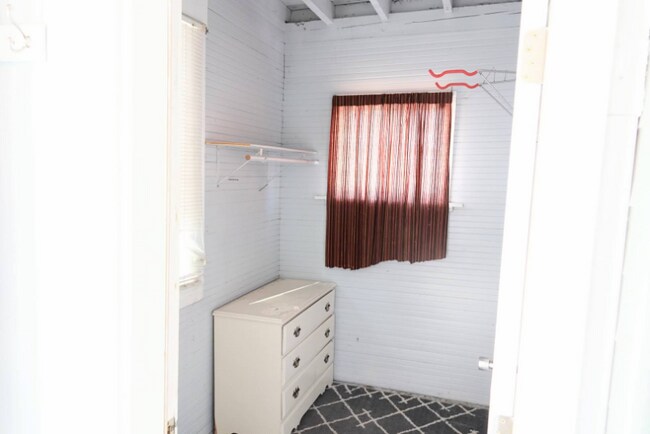 Photo - 330 Massasoit Rd Unit 1