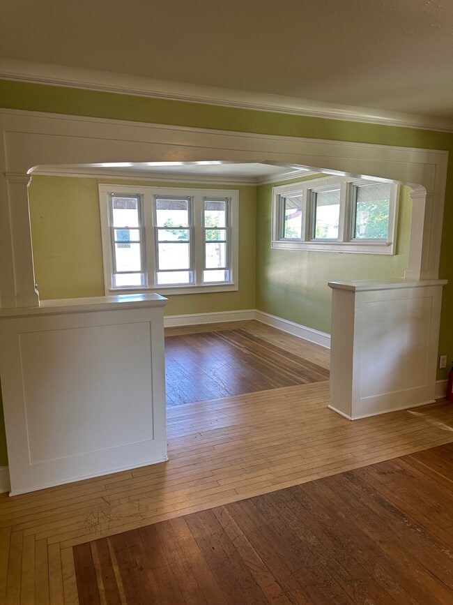 Living and Dining Area - 703 Clara Ave Unit 703
