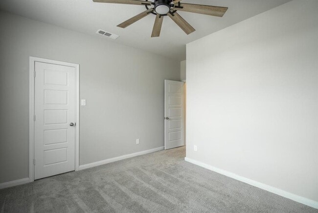 Photo - 21449 Kings Guild Ln