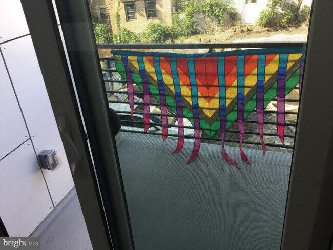 Photo - 2525 Graduate Square