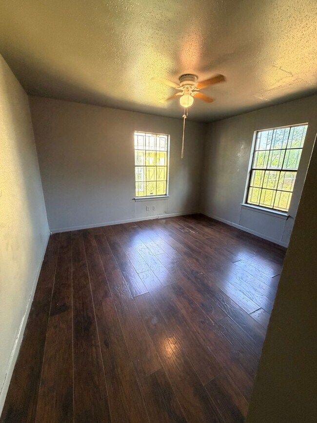 323 Aldama Unit 2 Aldama