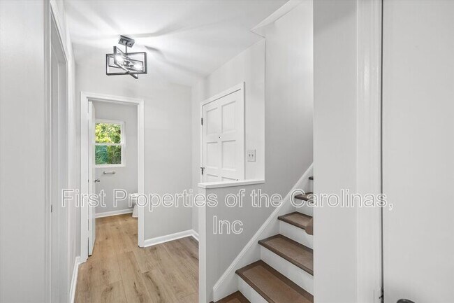 Photo - 6012 Lanai Ln