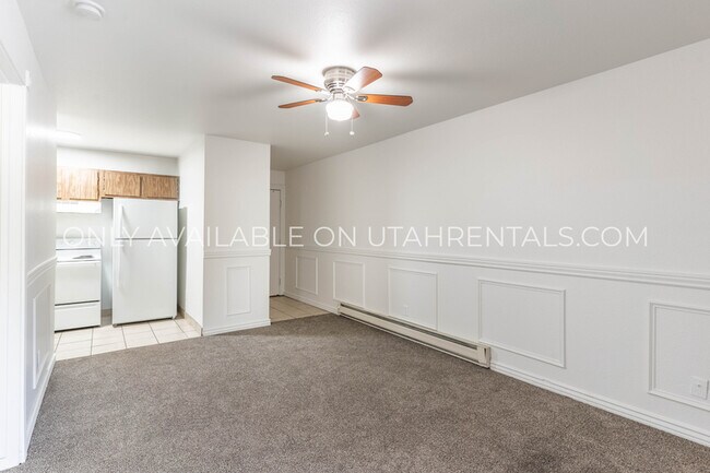 Photo - 4888 S Highland Cir