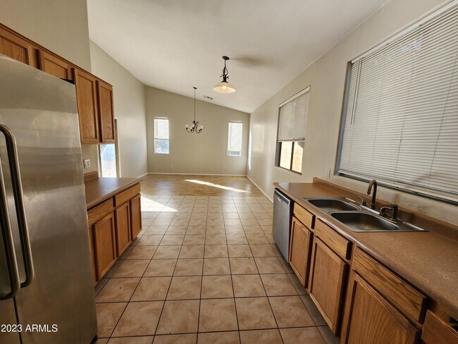 12547 W Glenrosa Dr