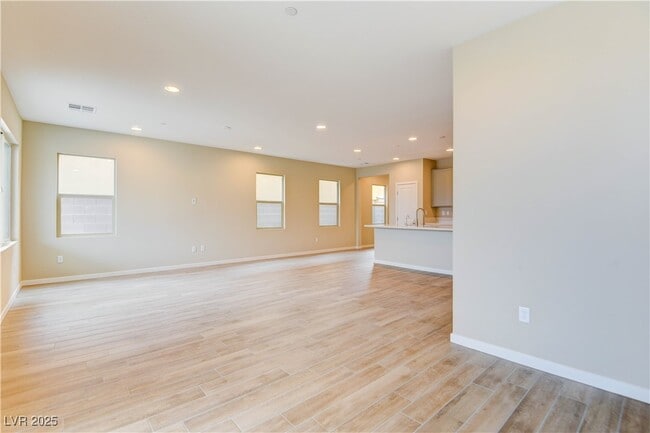 Photo - 11840 Pelican Butte Ave