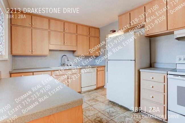 Photo - 2213 Drakestone Dr