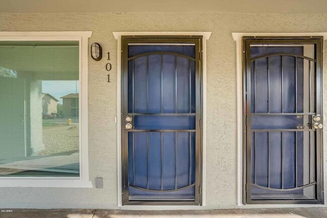 Photo - 318 E Vine Cir Unit 102