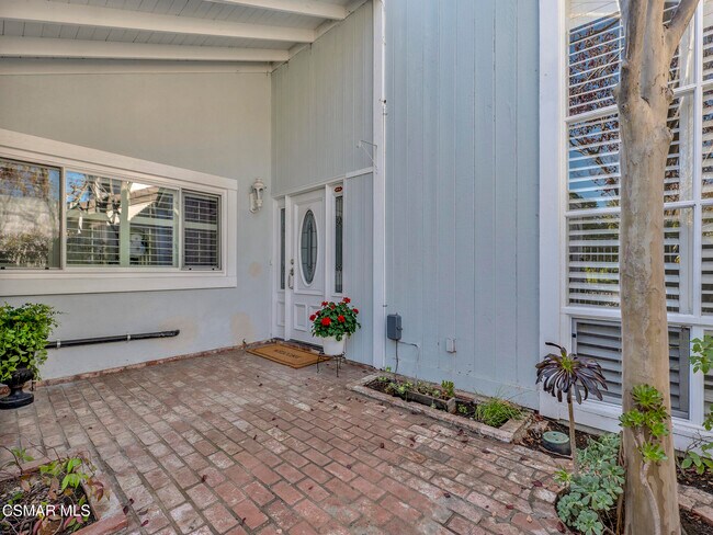 Photo - 3811 Lake Harbor Ln