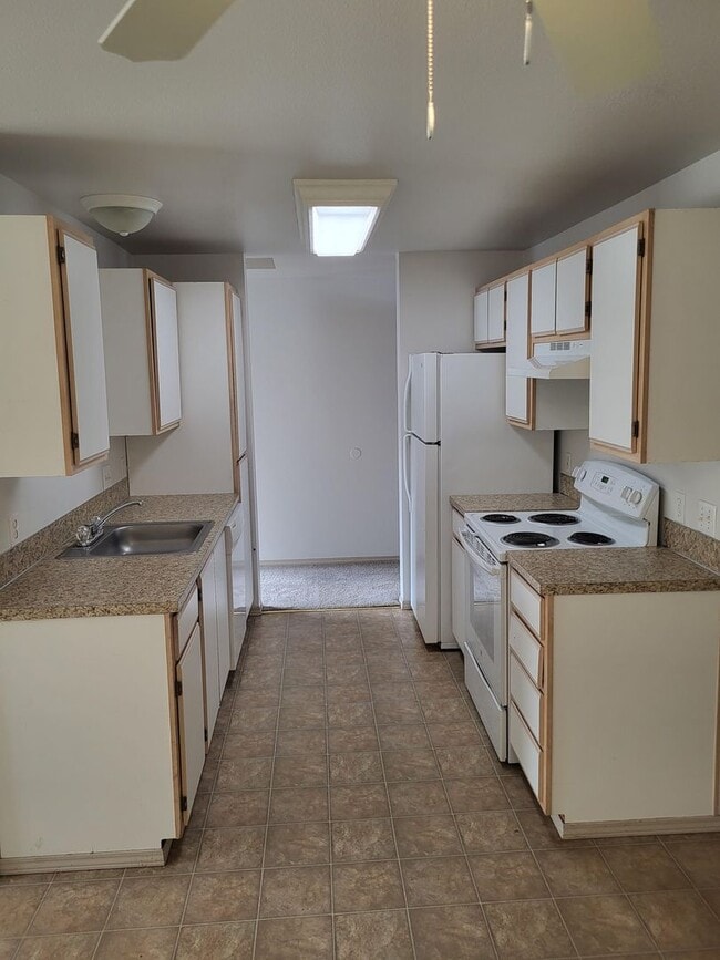 Photo - Keizer Terrace Apartments