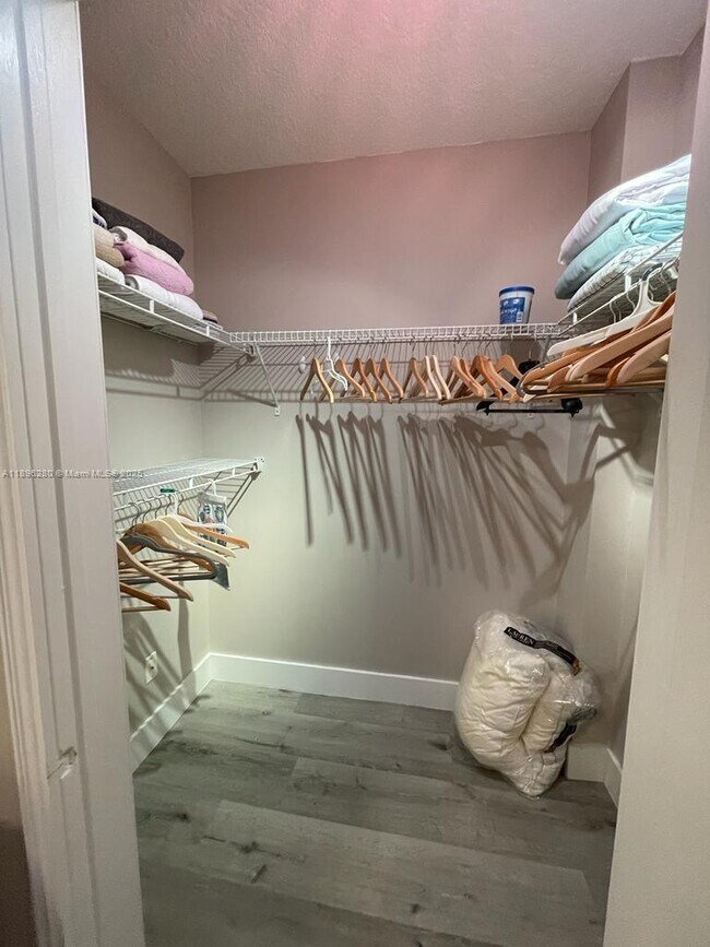 Photo - 2080 S Ocean Dr Unidad 302