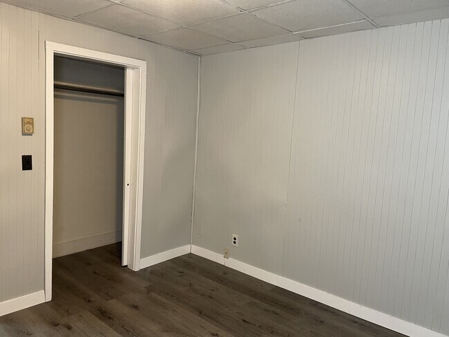 Photo - Millpond Manor Unit B2