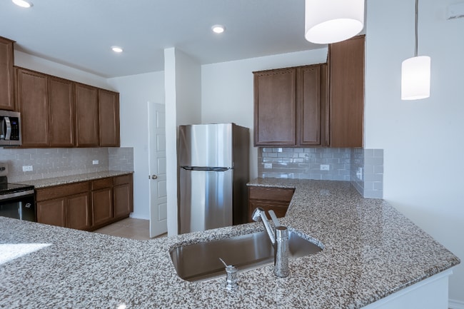 Photo - 1400 Carriageway Dr