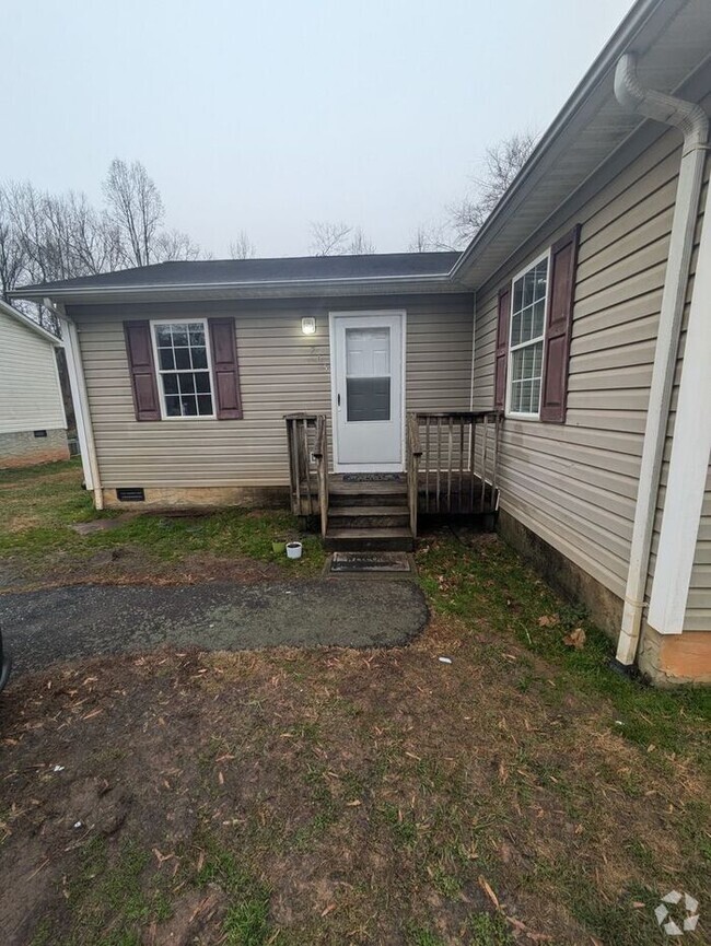 Building Photo - 2BD/1BA Unit in Newton, NC Rental