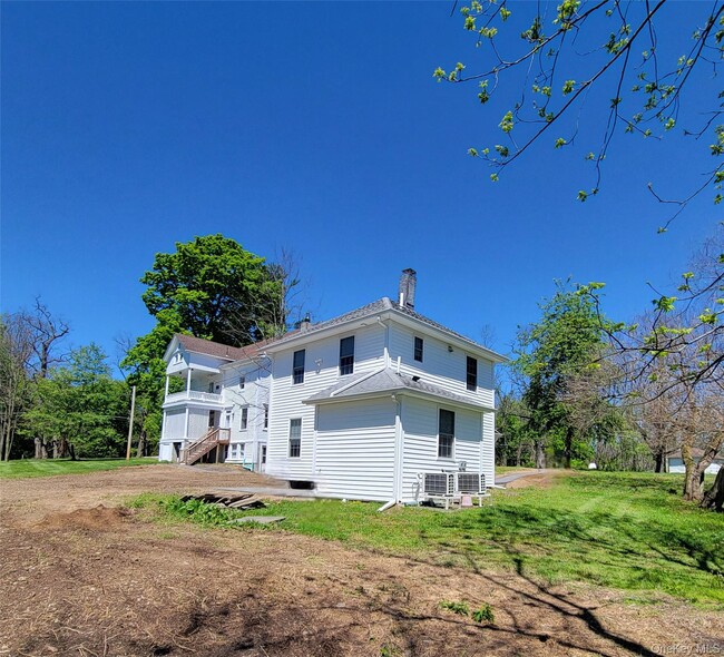 Photo - 434 Du Bois Rd