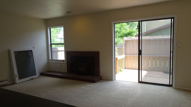 Photo - Four bedroom townhouse with easy access to all Boulder has to offer!