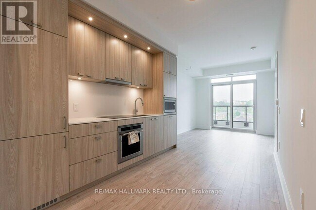 Photo - 858 Dupont St Unit 722
