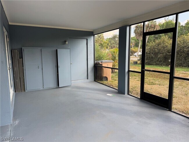 Photo - 345 Georgia Ln