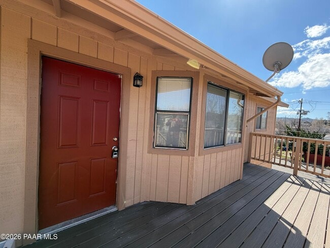 Building Photo - 408 Madison Ave Unit 3