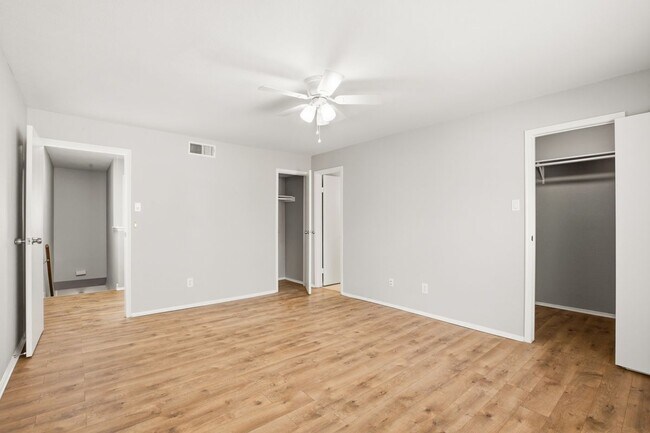 Photo - 7719 Cambridge St Unit #7719
