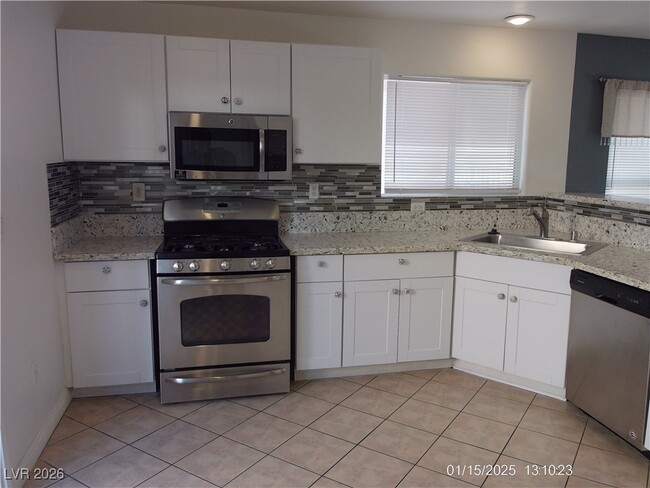 Photo - 7332 Ribbon Ridge Ave