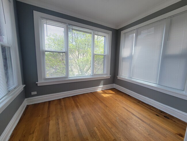 Photo - 1205 W Farwell Ave Unit 3