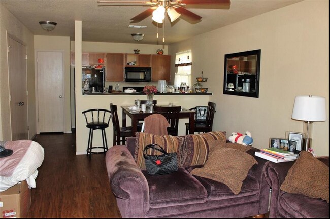 Photo - 1812 1/2 Grand Ave Unit 1