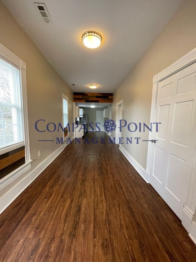 Photo - Newly Renovated Just For You! First Month Free!!