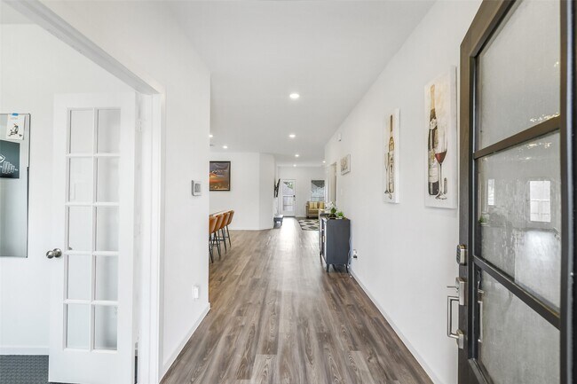 Photo - 3126 Stonebriar Dr