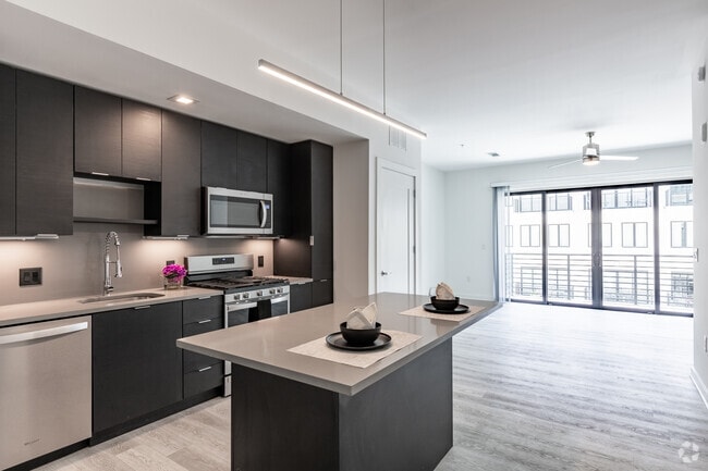 Studio, 1BA - 620SF (Studio 685)