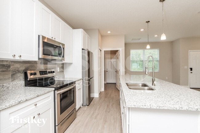 Photo - 756 Lavender St SE