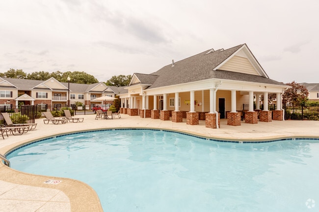 Pool - Cumberland Trace Village