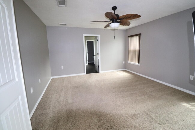 Photo - 125 Lillian Wy
