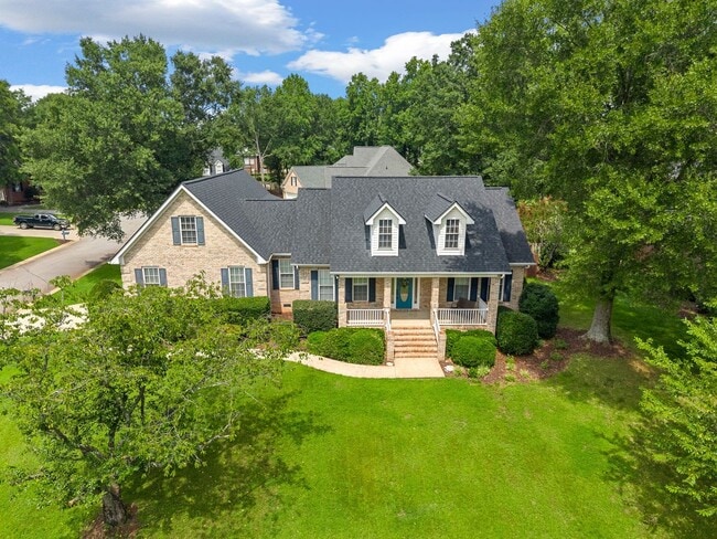 Photo - 708 Symmetry Ct