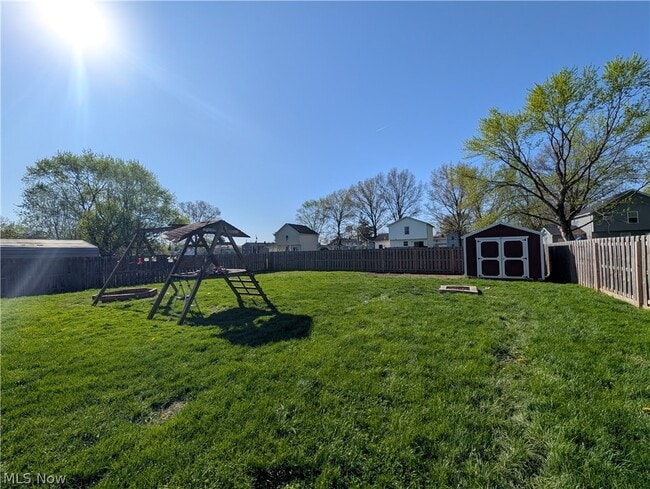 Photo - 9552 Cloverleaf Rd